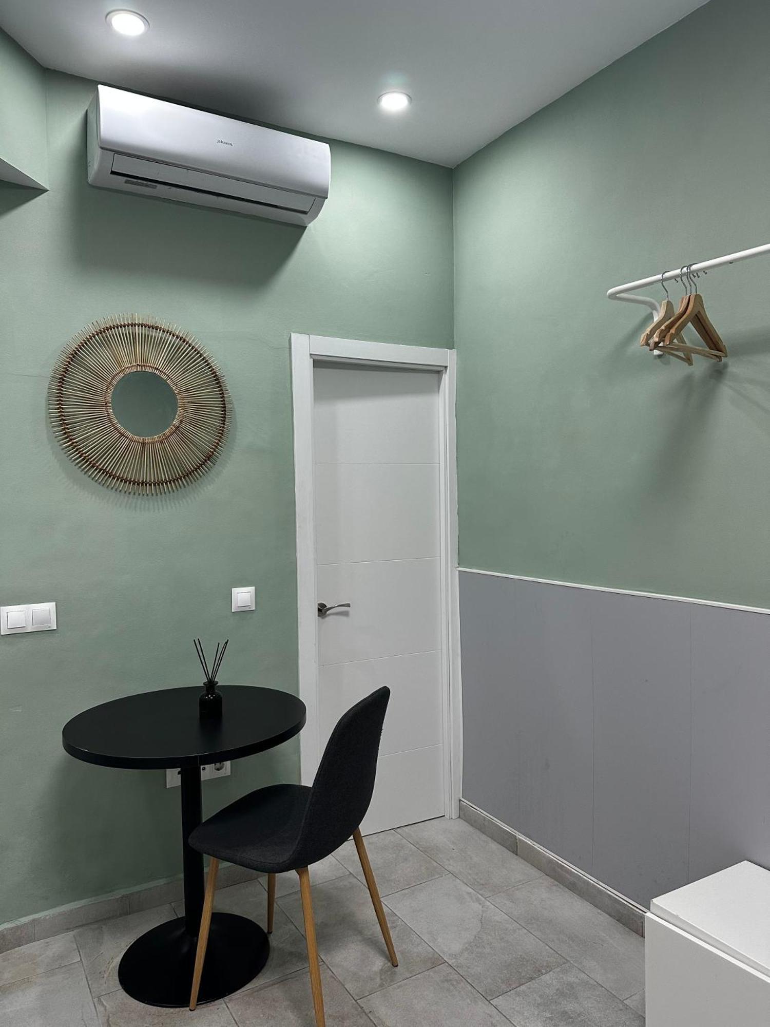 Lovely Rental Unital Малага Екстериор снимка